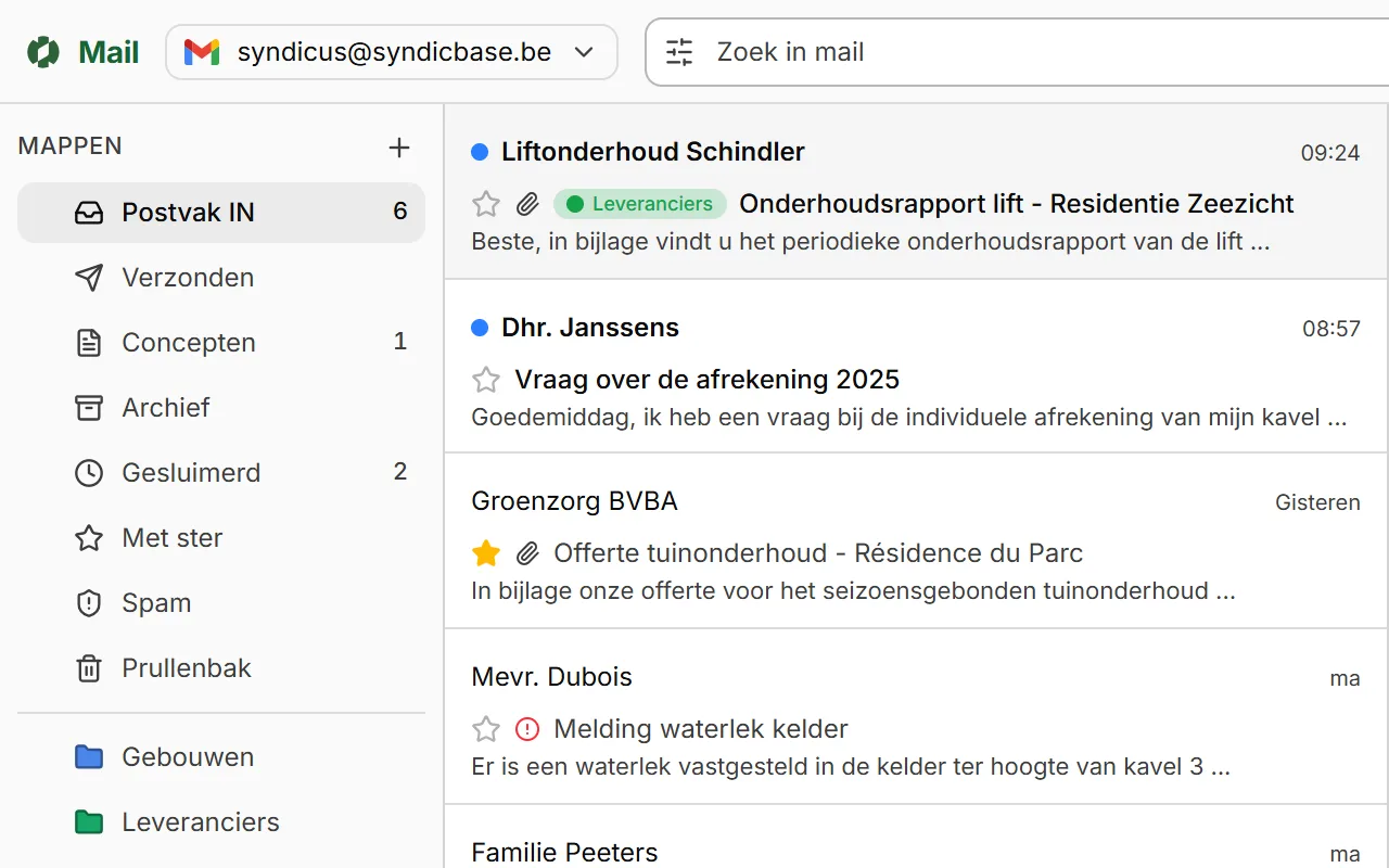 Al je mailboxen in de zijbalk